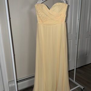 Elegant Strapless Cream Dress